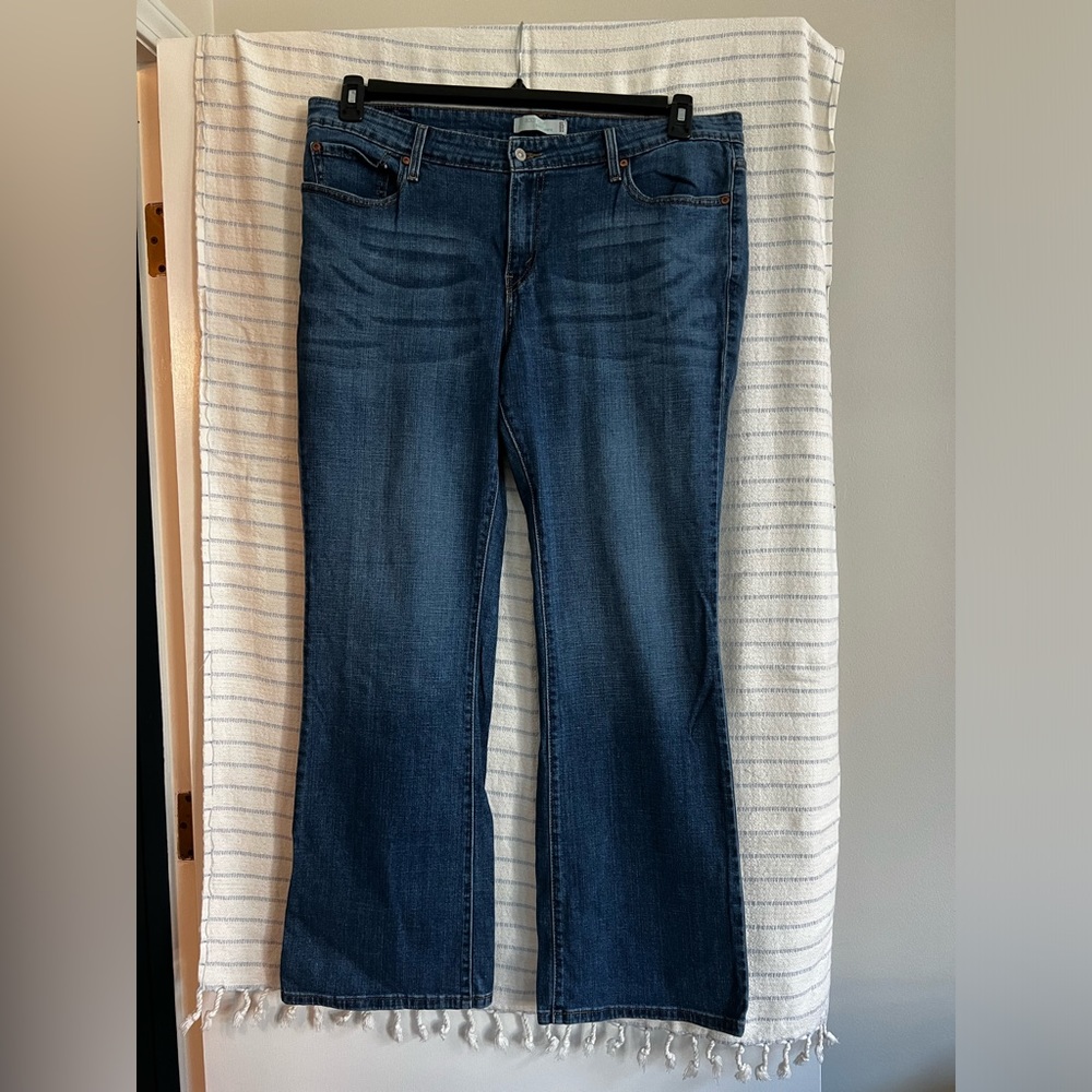 Levi’s Bootcut 690, size 16W